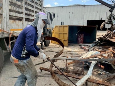 รับซื้อเหล็กเก่า