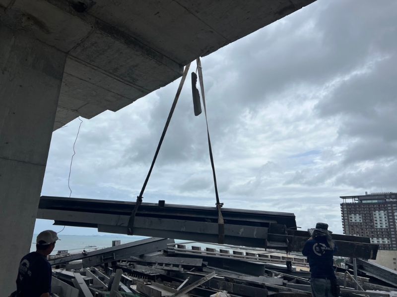 รับซื้อเศษเหล็กโครงสร้าง ชลบุรี